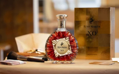 Dorure de l’iconique carafe XO de la Maison Rémy Martin